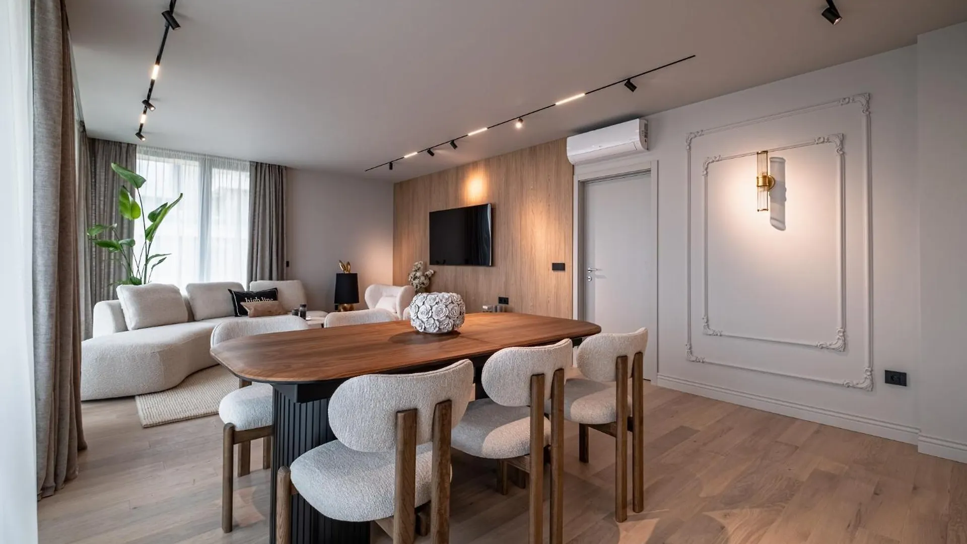 Azur Resort Luxury Apartments Varna 0*,